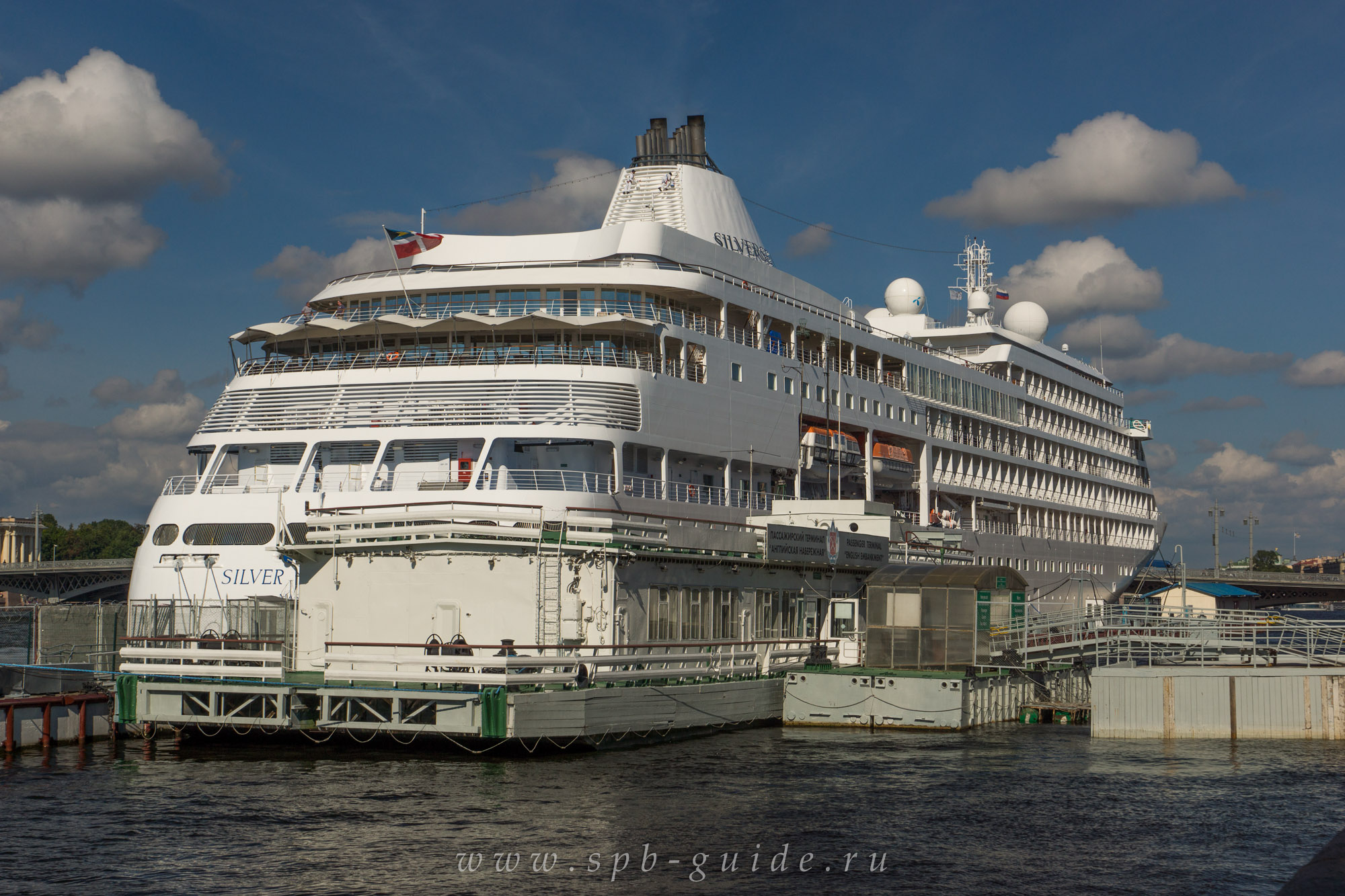 Морской лайнер «Silver Whisper»